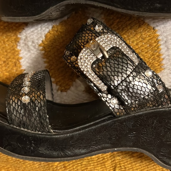 Grazie sandals - Picture 5 of 10